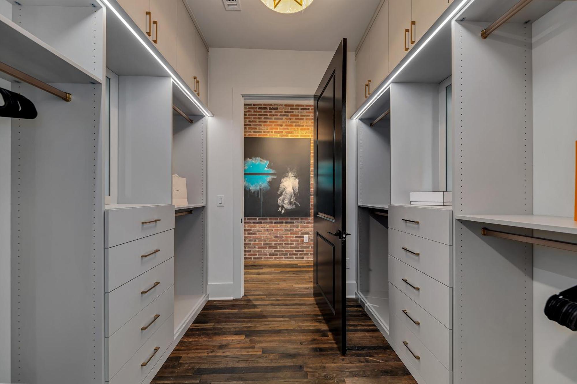 Entire Floor Penthouse Loft, Sleeps 20 Apartment Atlanta